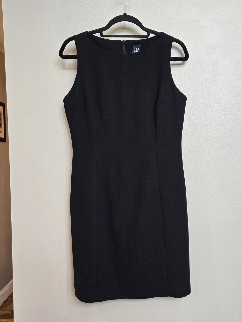 GAP Black Sleeveless Sheath Dress